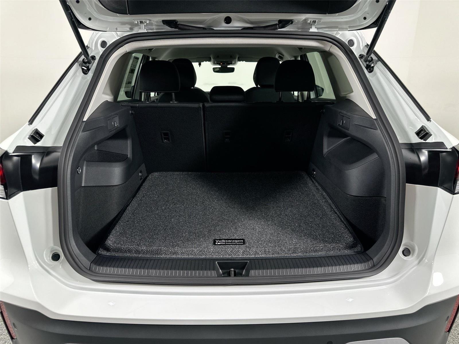 2025 Volkswagen Tiguan S - Photo 26