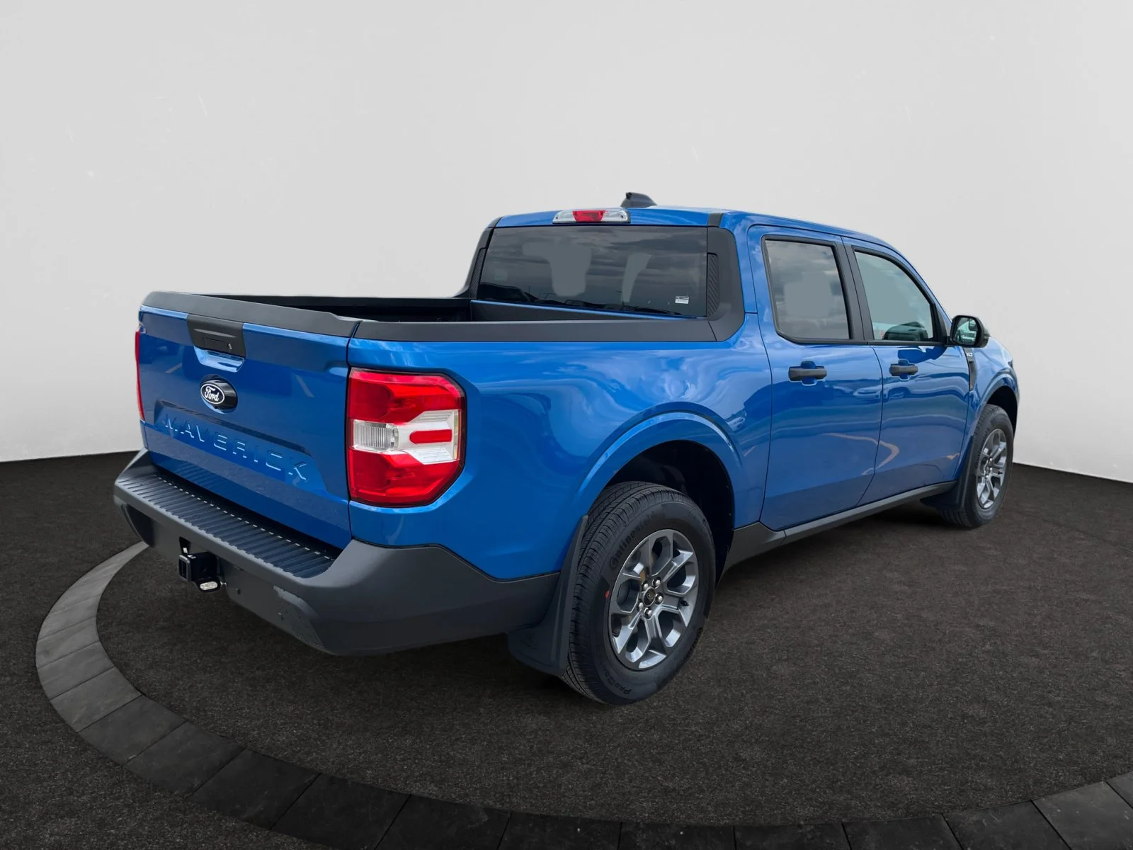 New 2026 Velocity Blue Ford XLT image 5