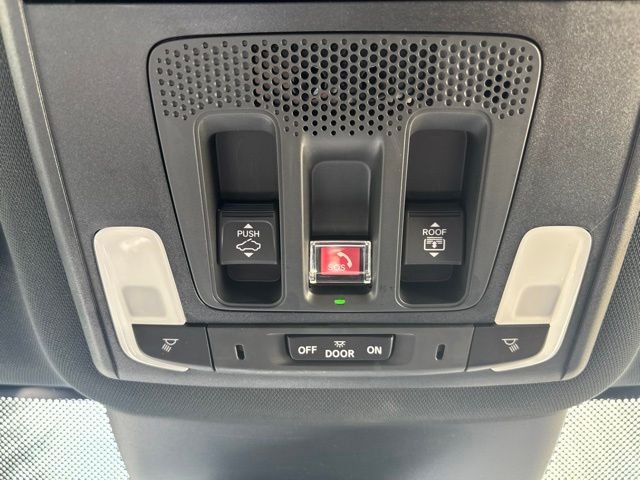 Used 2026 Silver Honda Black Edition image 31