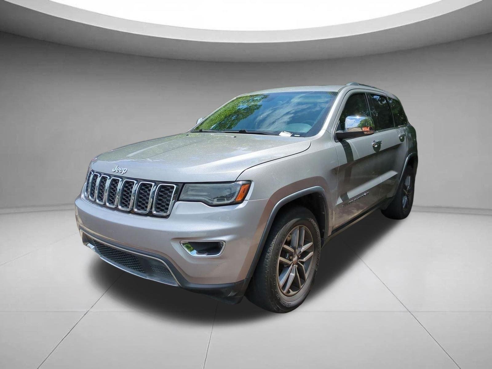 2017 Jeep Grand Cherokee Limited's photo