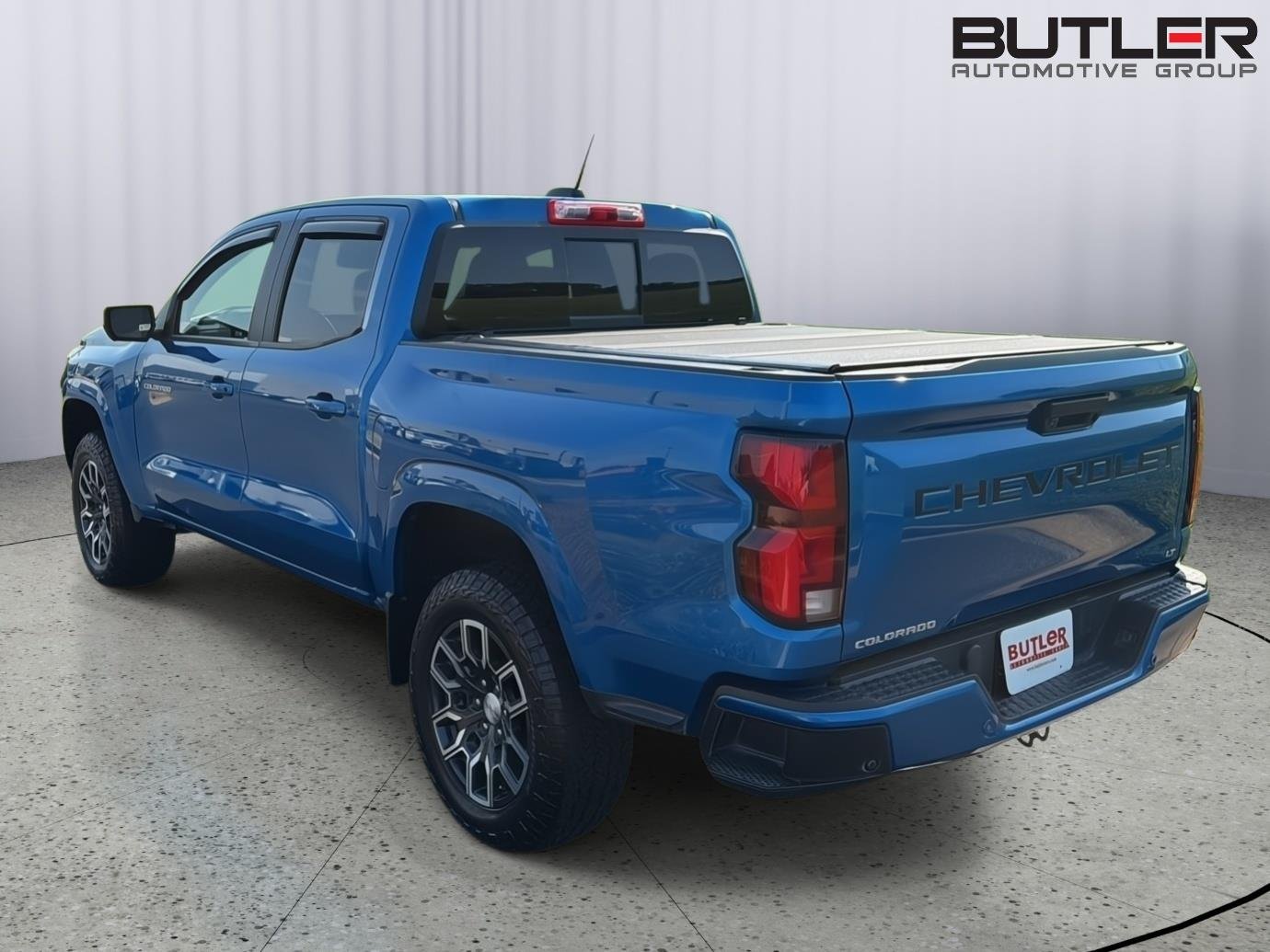 Used 2023 Glacier Blue Metallic Chevrolet 2WD LT image 4