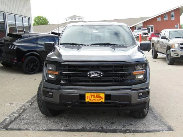 New 2026 Carbonized Gray Metallic Ford XLT image 47