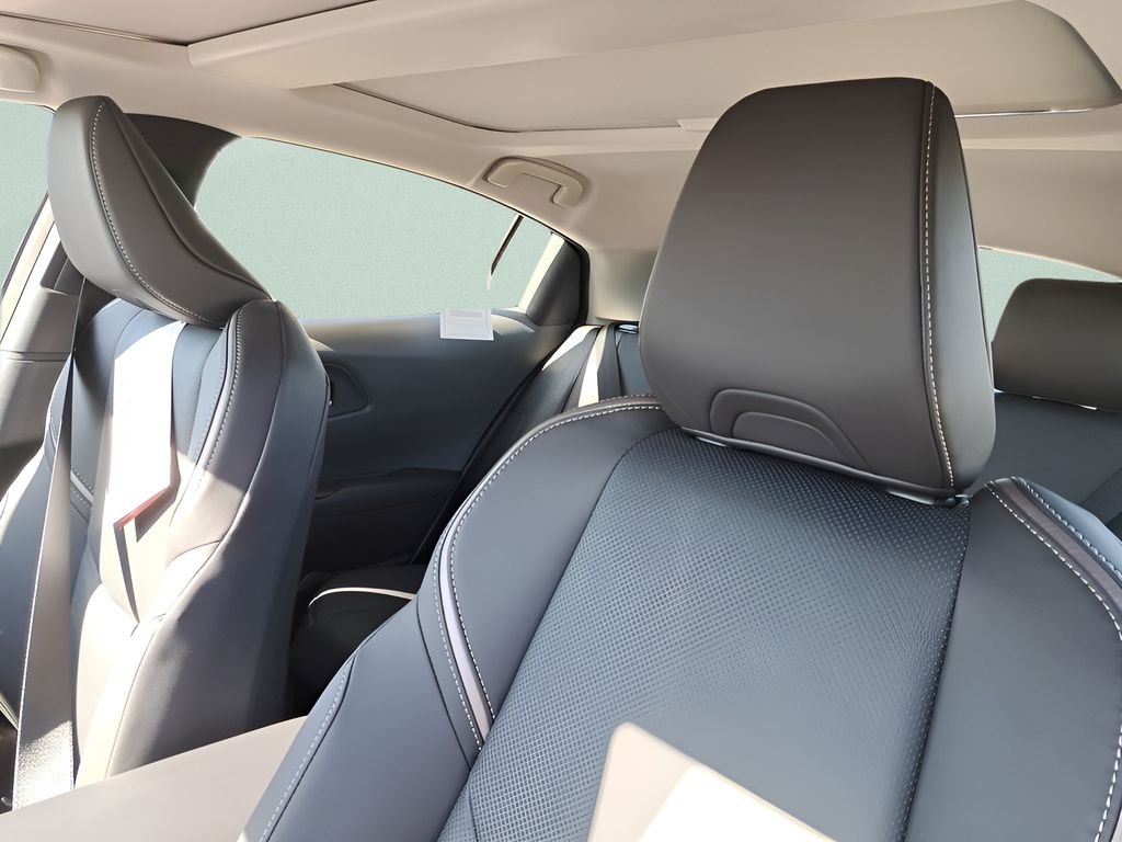 2026 Toyota Prius Limited - Photo 17