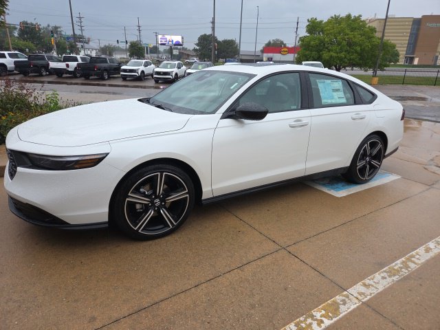 New 2026 Platinum White Pearl Honda SE image 1