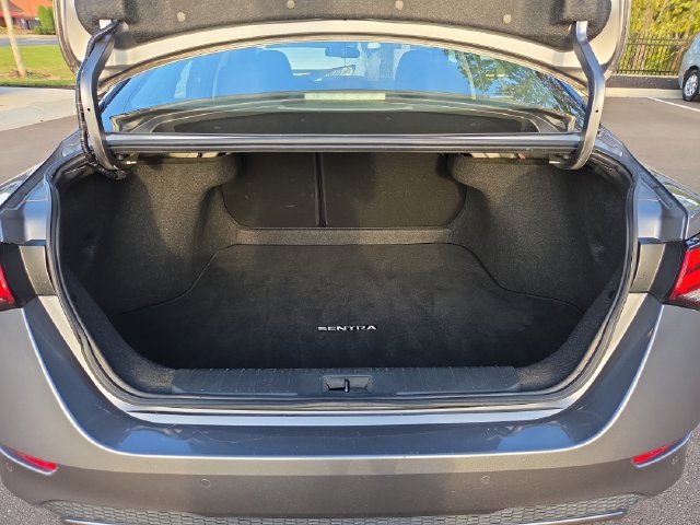 Used 2024 Gray Nissan SV image 13