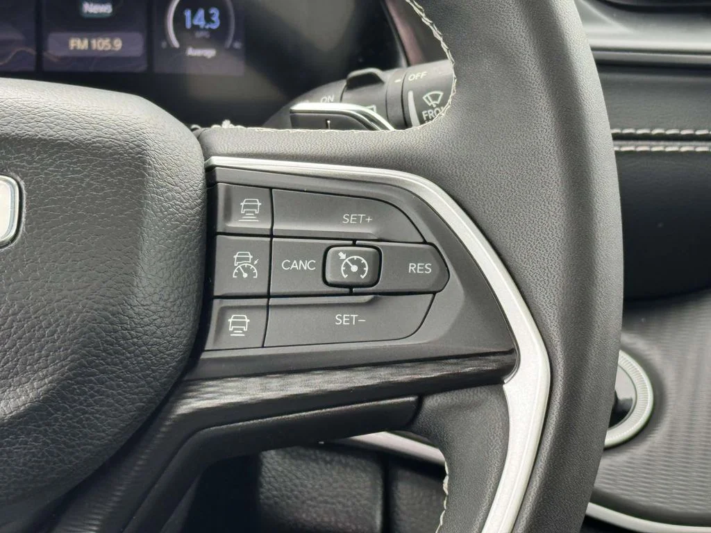 Used 2024 White Jeep Altitude X image 23