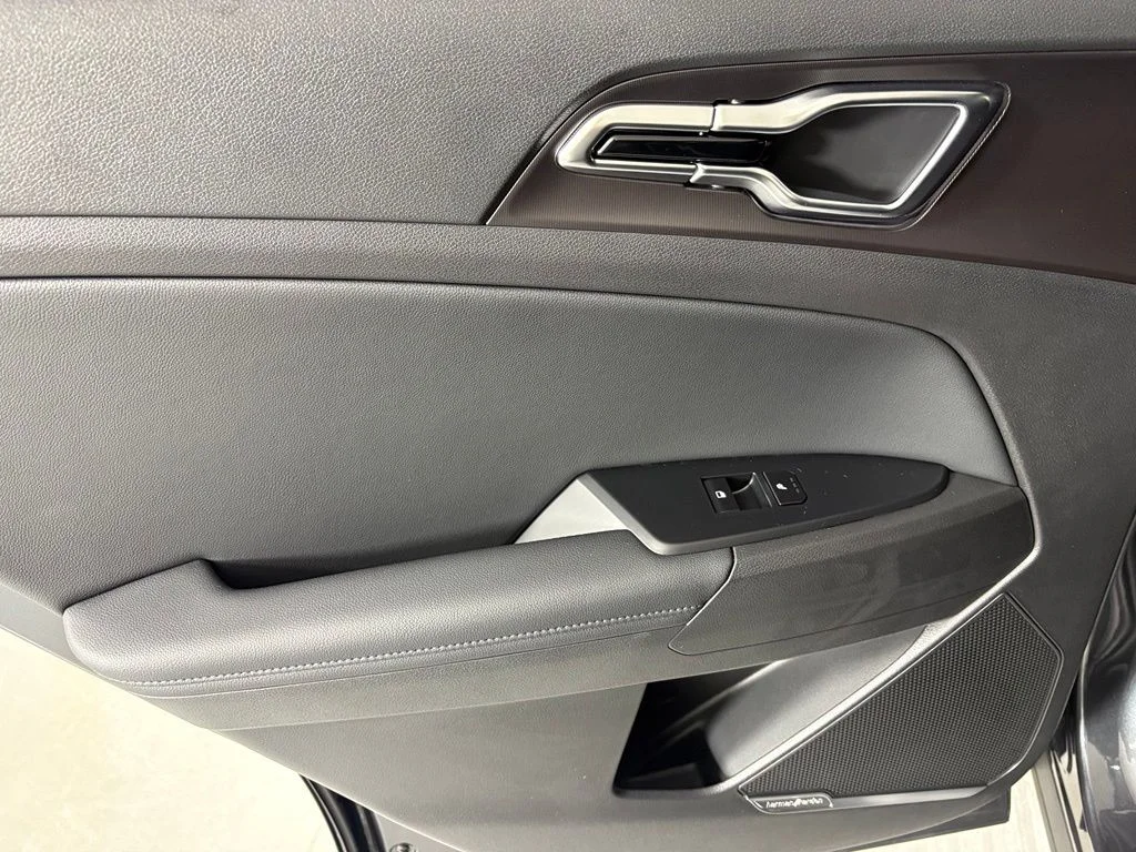 New 2027 Gray Kia SX-Prestige image 37