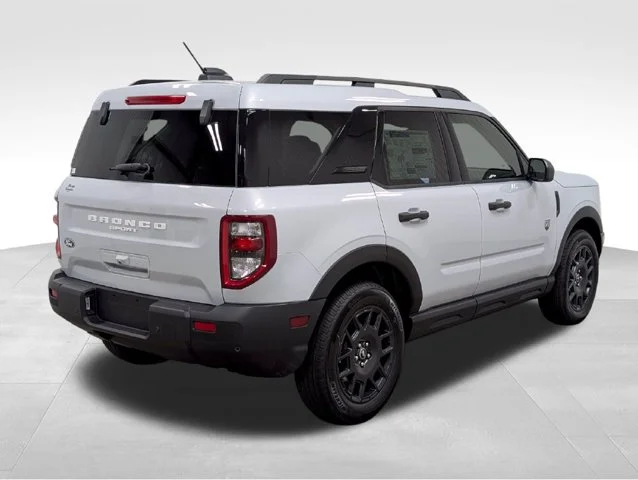 New 2026 Space White Metallic Ford Big Bend® image 43