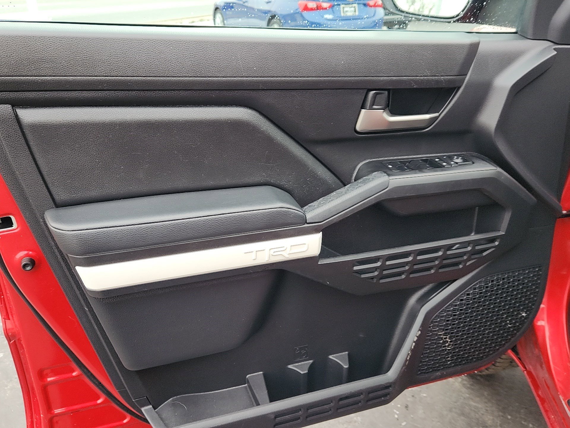 2024 Toyota Tacoma TRD Off Road - Photo 10