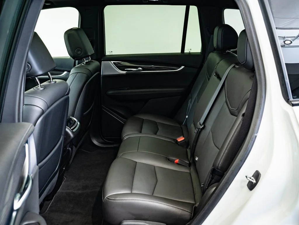 Used 2023 White Cadillac Sport image 34