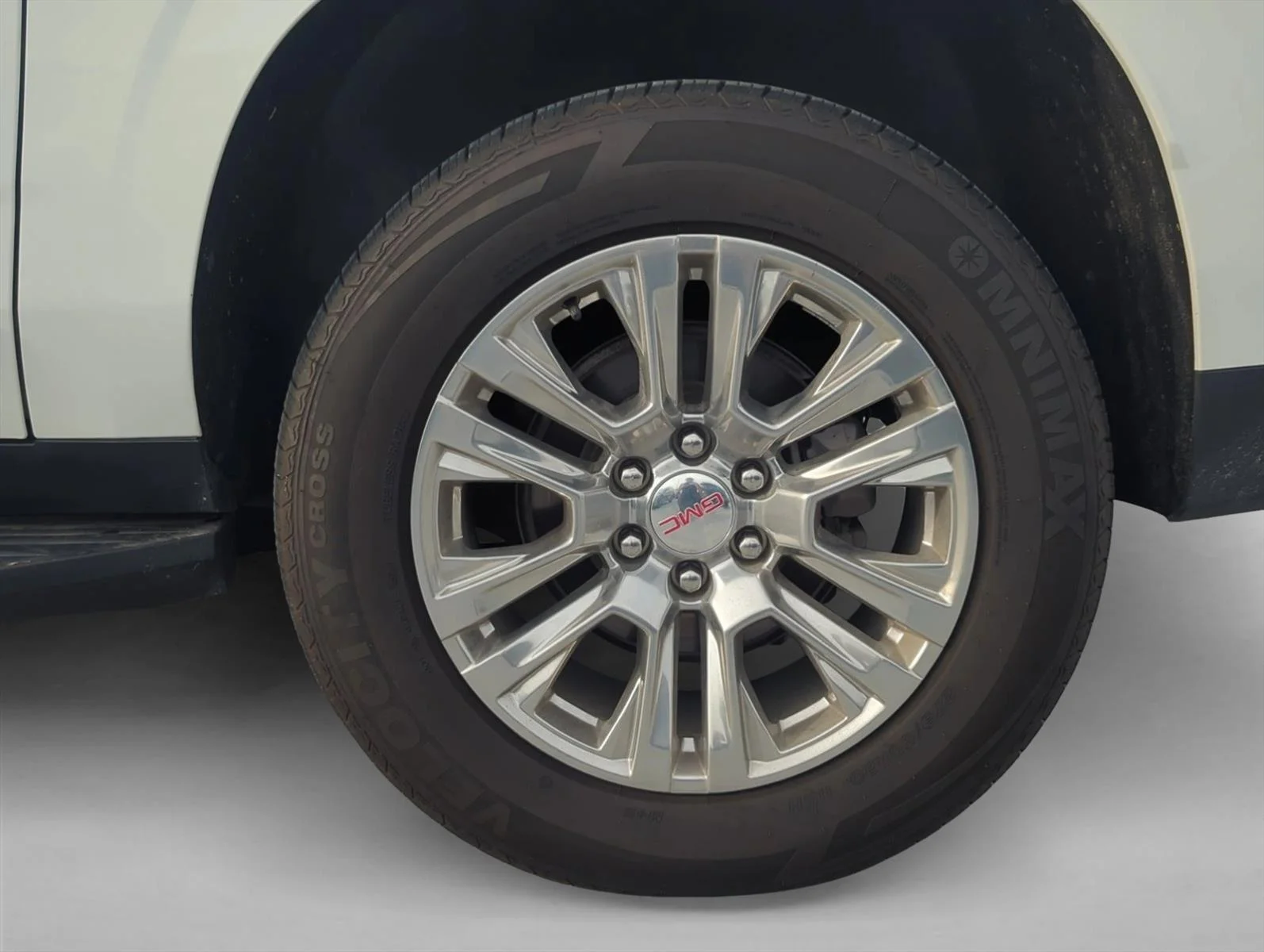 Used 2023 Summit White GMC Denali image 6