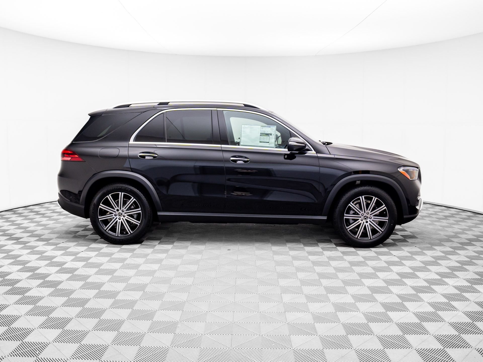 New 2026 Obsidian Black Metallic Mercedes-Benz GLE 350 image 6