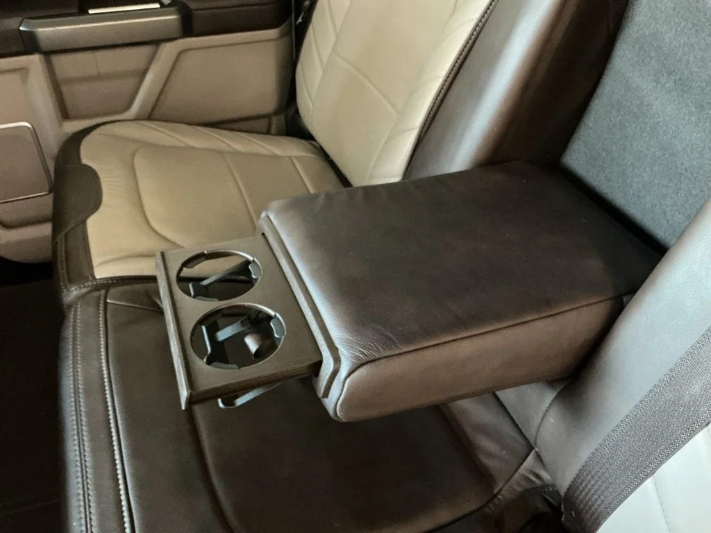 Used 2019 White Platinum Clearcoat Metallic Ford Limited image 24