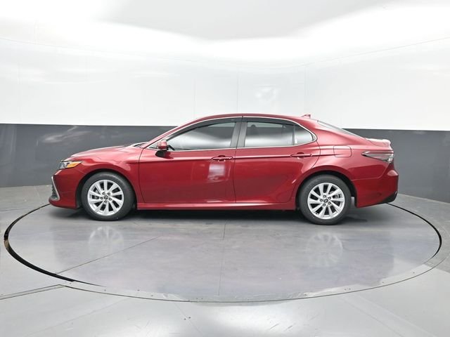 Used 2022 Toyota Camry LE with VIN 4T1C11AK8NU054352 for sale in Conyers, GA