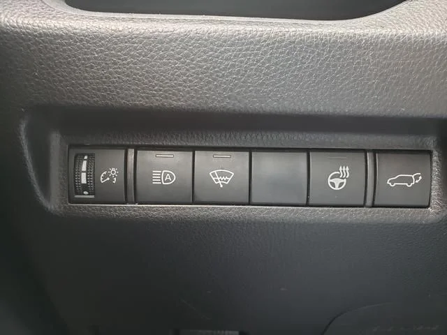 Used 2019 Gray Toyota XLE Premium image 22