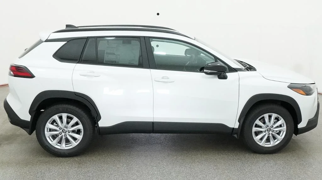 New 2026 Wind Chill Pearl Toyota LE image 14