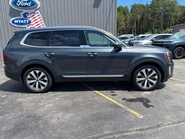 Used 2021 Gray Kia SX image 9