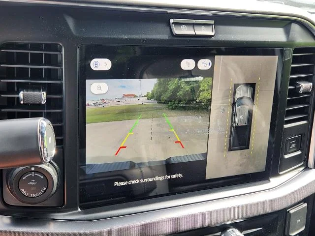 New 2026 Star White Metallic Tri-Coat Ford F-250® Platinum® image 36