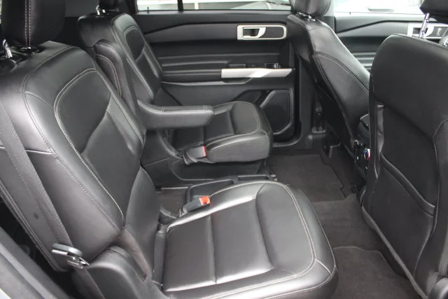 Used 2021 Silver Ford XLT image 34