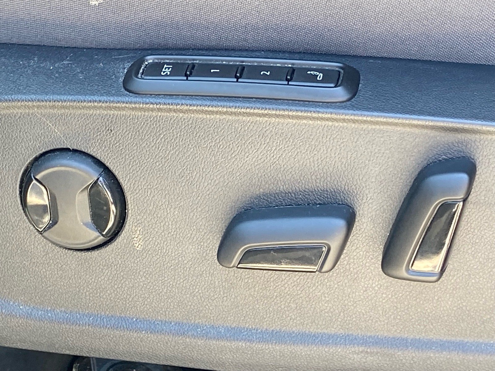 Certified Used 2023 Gray Volkswagen S image 11