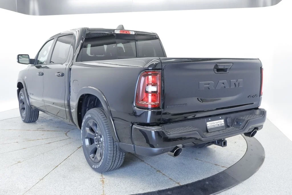 New 2026 Diamond Black Crystal Pearl-Coat Exterior Paint Ram Big Horn/Lone Star image 9