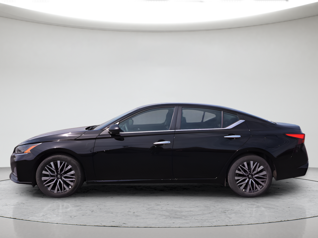 Used 2025 Black Nissan 2.5 SV image 2