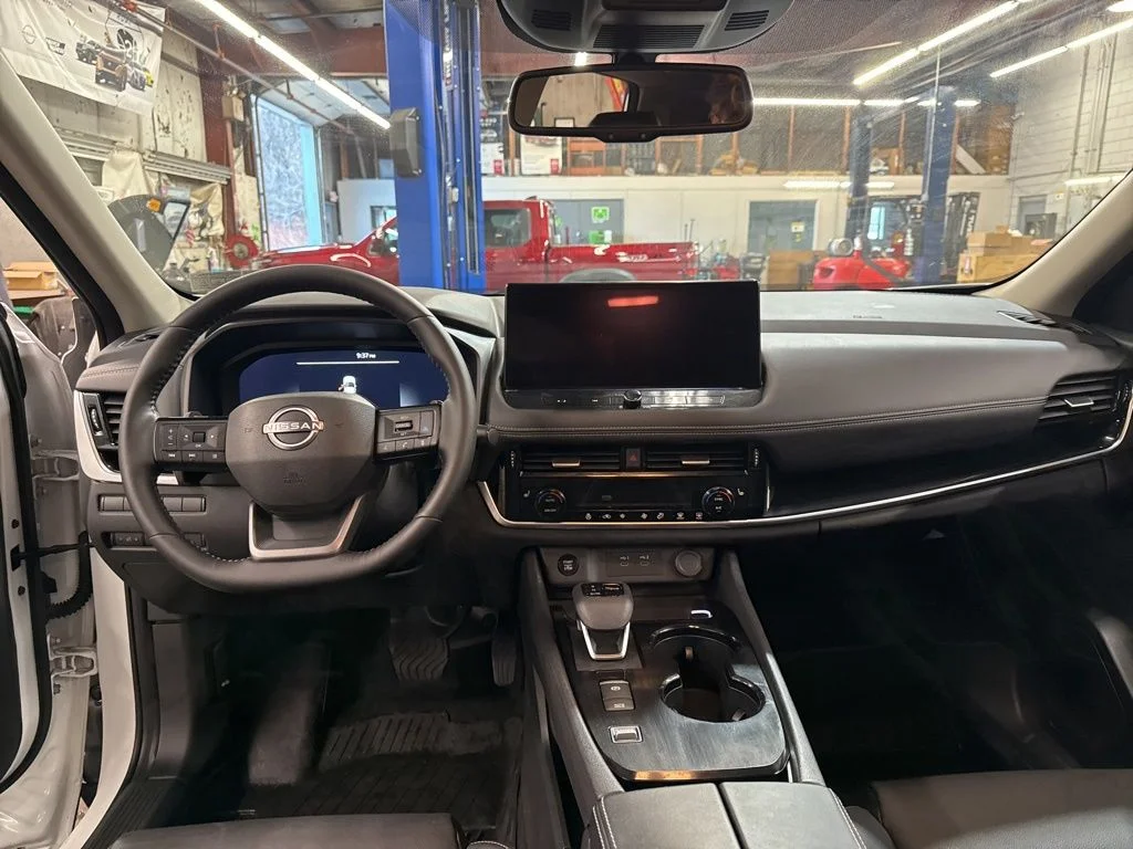 Certified Used 2025 White Nissan SL image 14