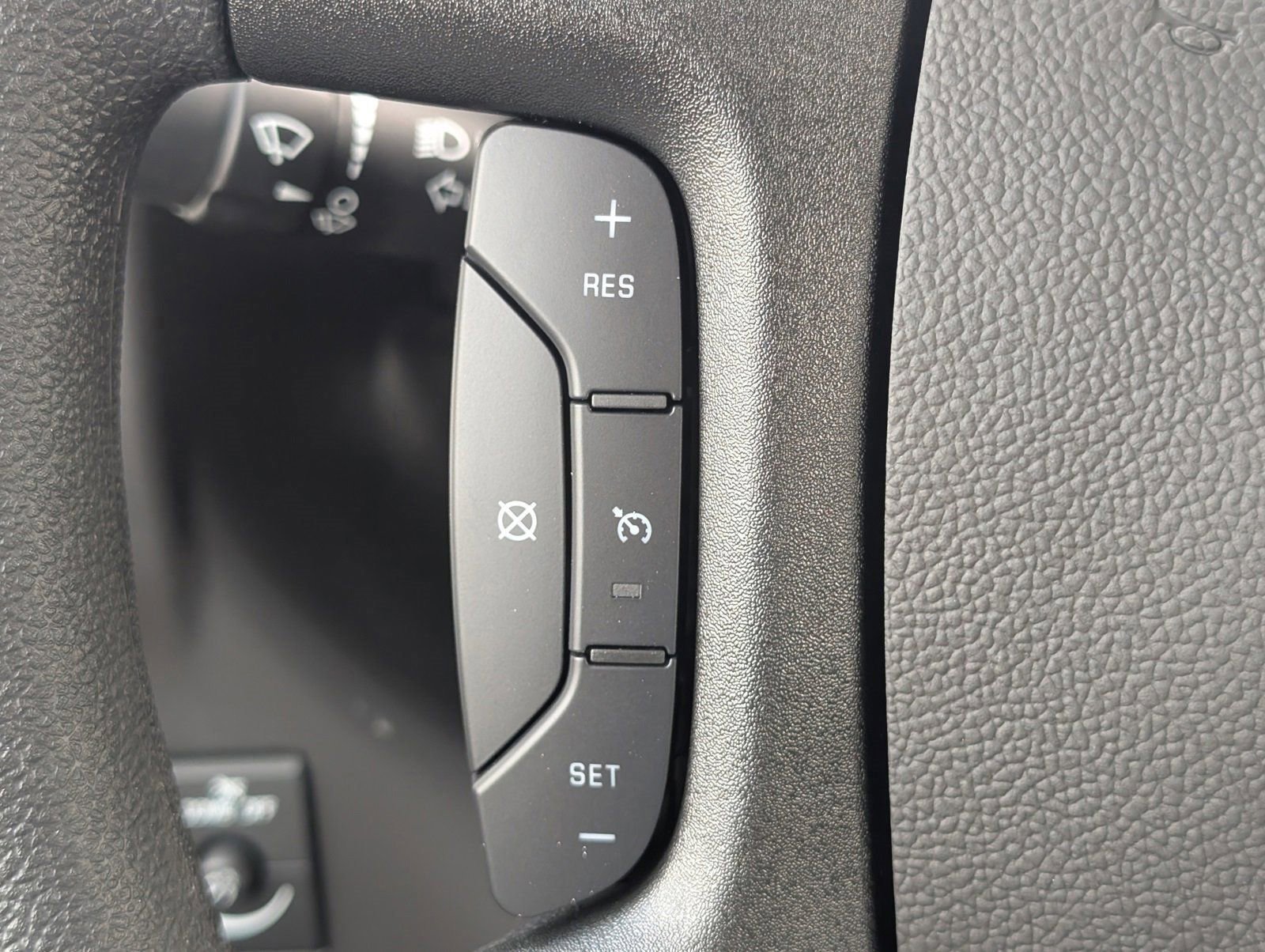 2025 Chevrolet Express Cargo Work Van - Photo 11