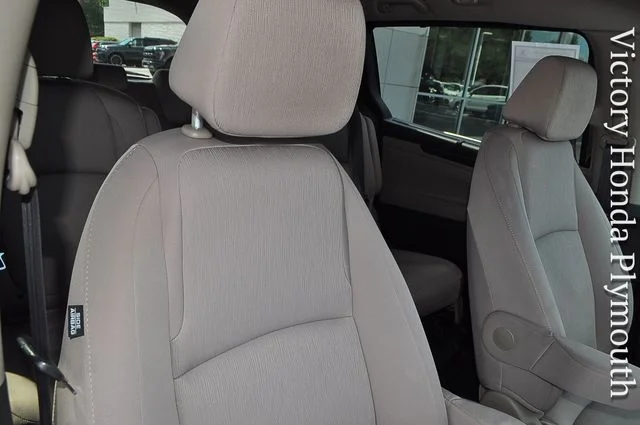 Used 2019 Deep Scarlet Pearl Honda EX image 19