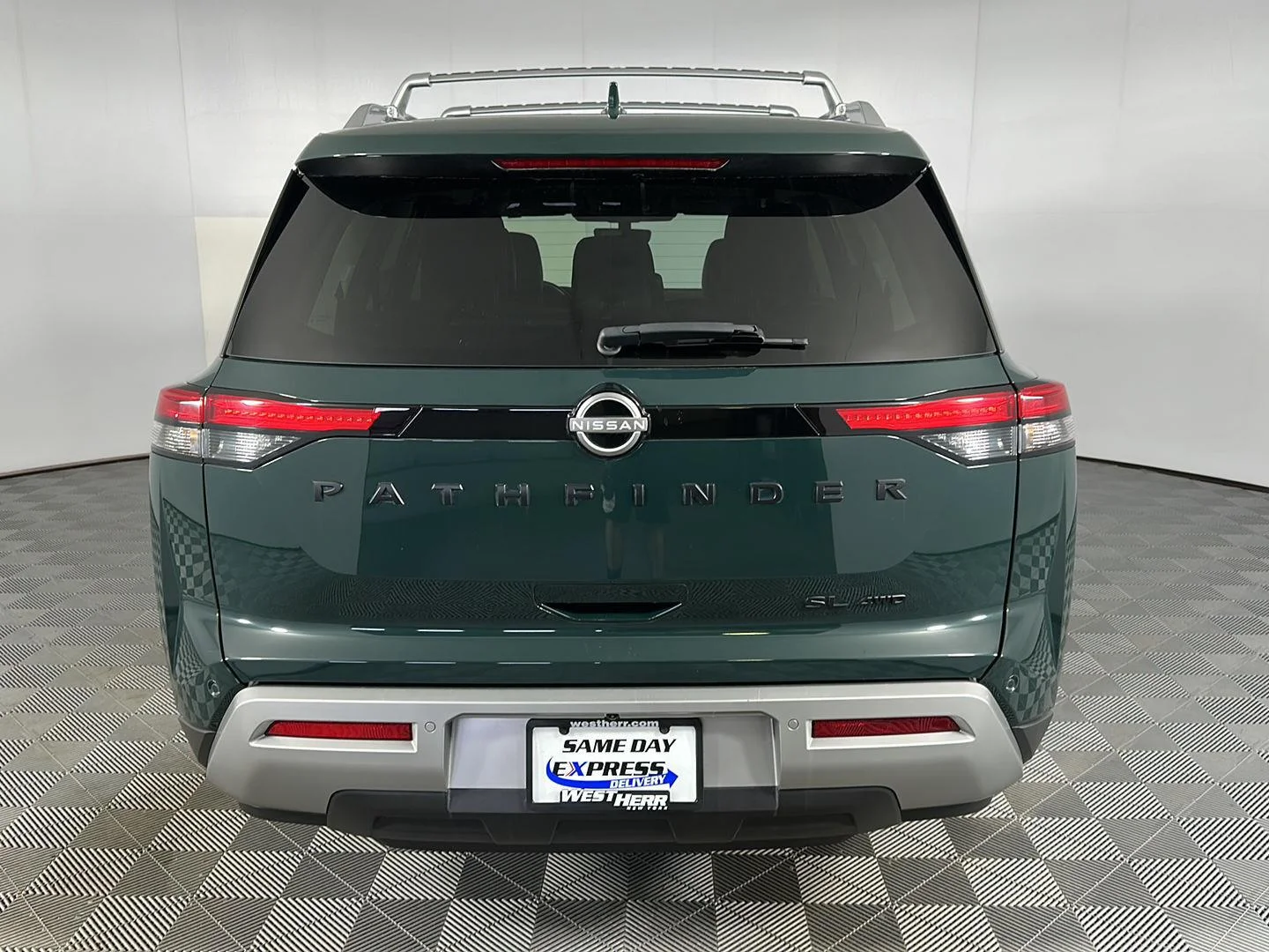 Used 2024 Obsidian Green Pearl Nissan SL image 25