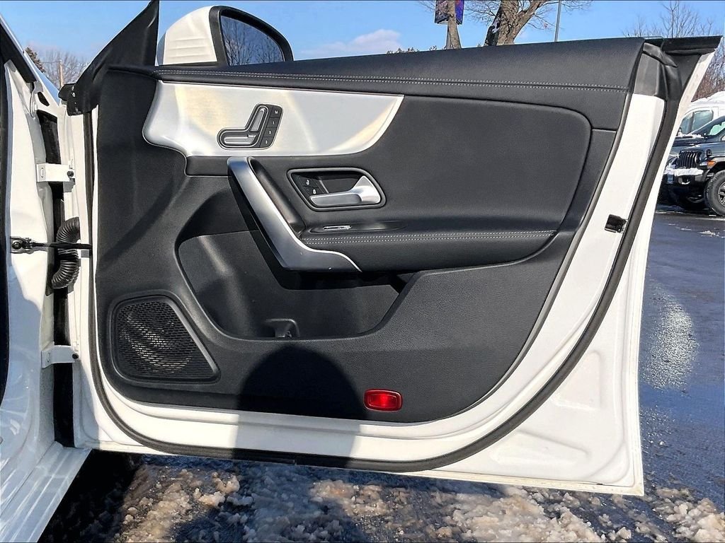 Used 2025 White Mercedes-Benz CLA 250 image 11