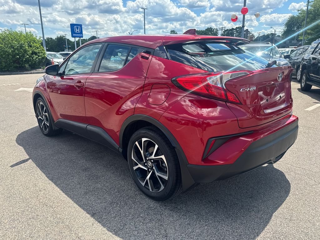 Used 2021 Red Toyota XLE image 5