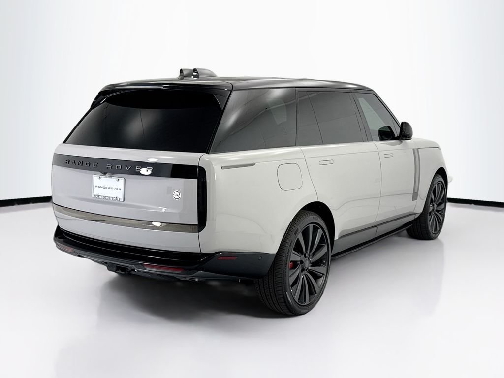 New 2026 Borasco Grey LAND ROVER SV Signature Suite image 5