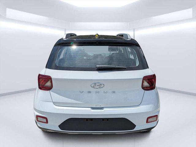 New 2025 White Hyundai Limited image 4