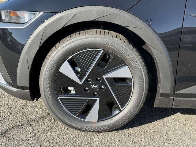 2025 Hyundai IONIQ 5 SEL - Photo 18