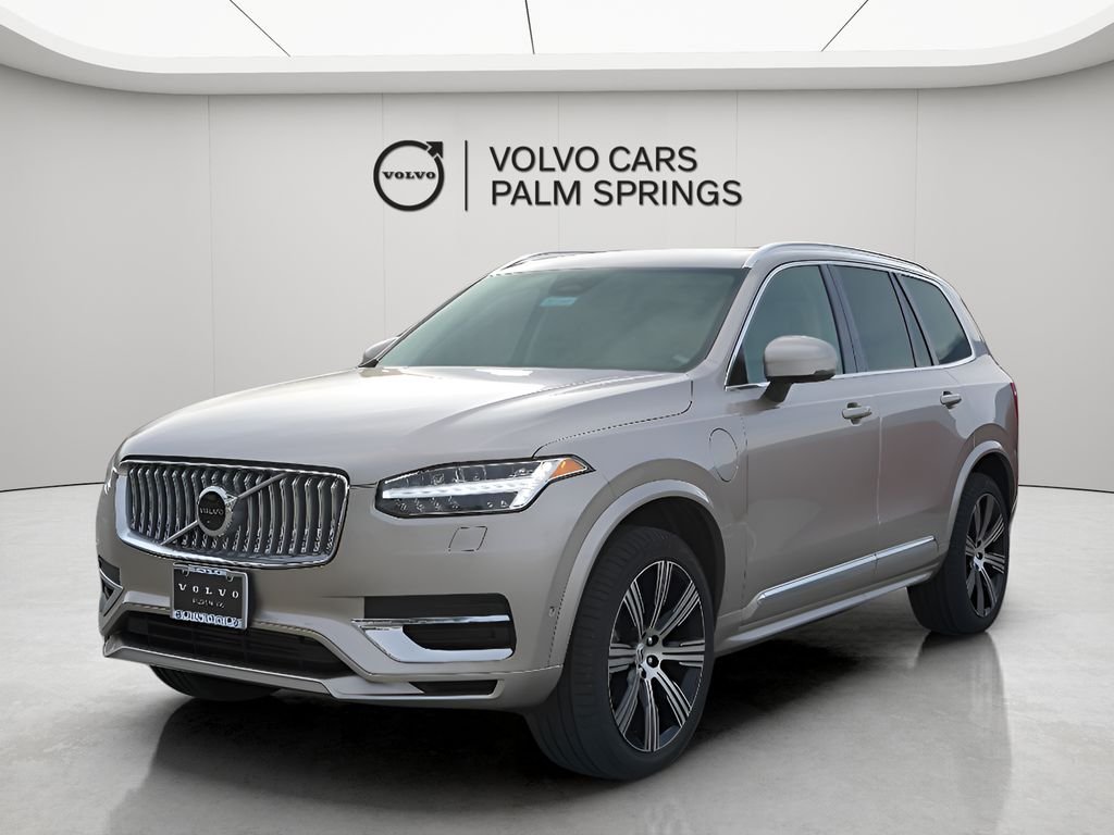 2025 Volvo XC90 Plus - Photo 3