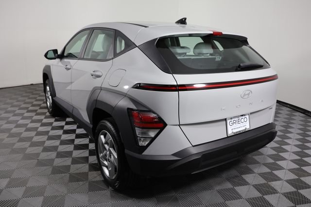 2024 Hyundai Kona SE - Photo 6