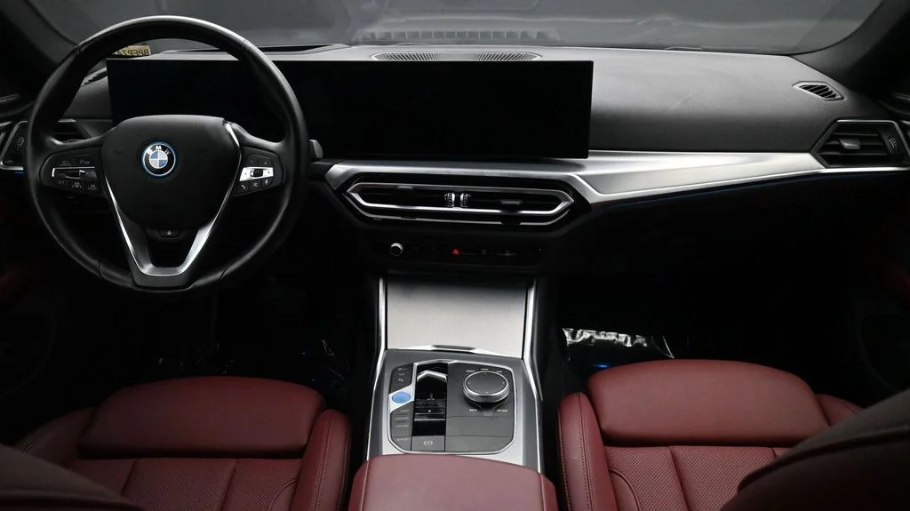 2023 BMW i4 35 - Photo 5