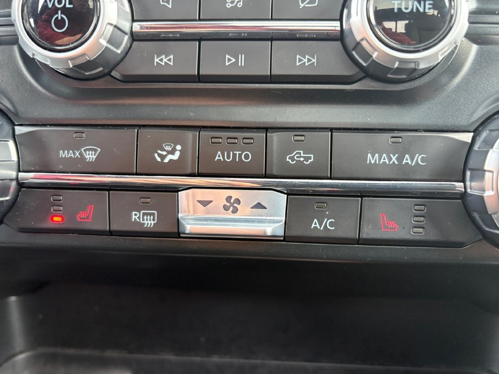 Certified Used 2023 Gray Ford XLT image 19