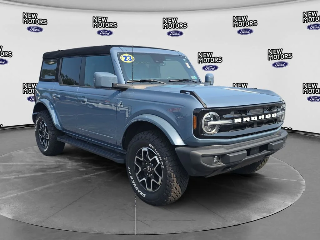 Used 2023 Azure Gray Metallic Ford Outer Banks image 5