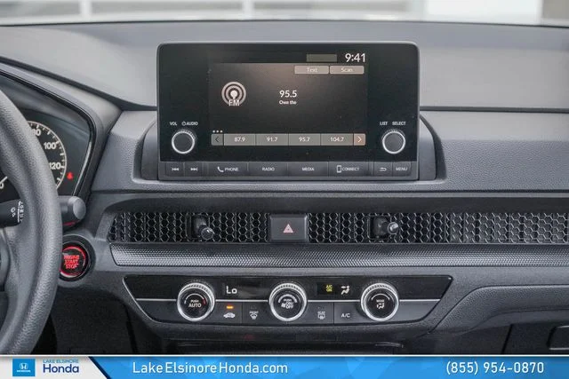 Used 2025 Solar Silver Metallic Honda LX image 20