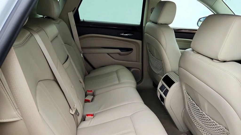 Used 2016 Platinum Ice Tricoat Cadillac FWD 4dr Luxury Collection w/ Nav & Driver Awareness Pkg image 24