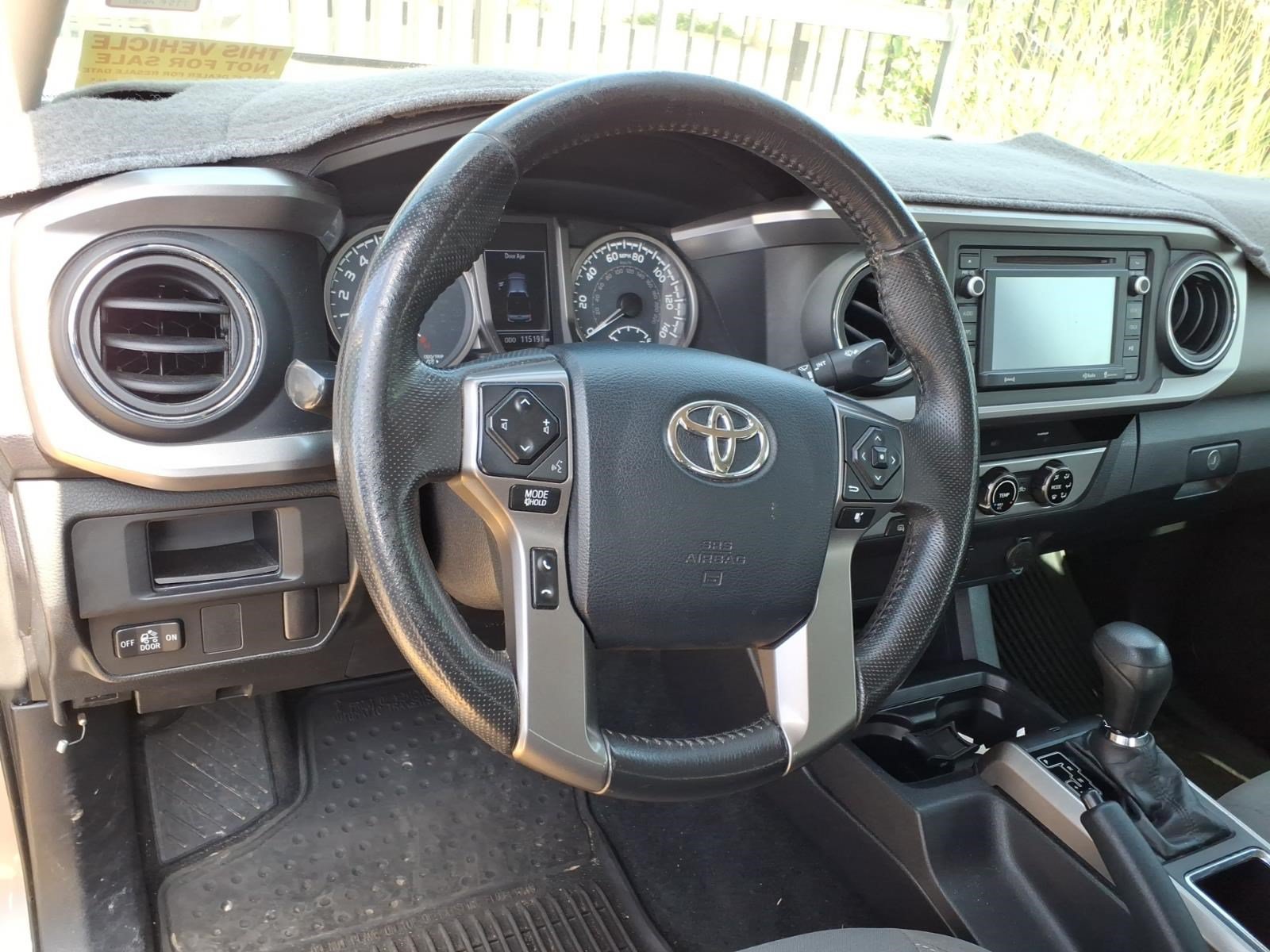 Used 2017 SILVER SKY METALL Toyota SR5 image 4
