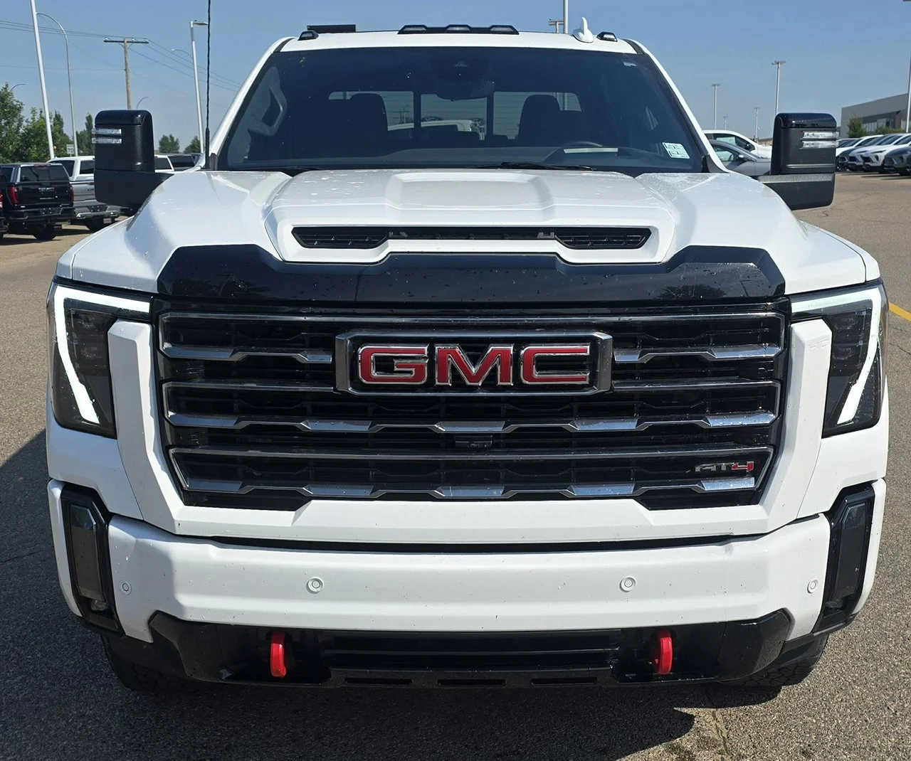 Used 2024 White GMC AT4 Crew Cab image 8