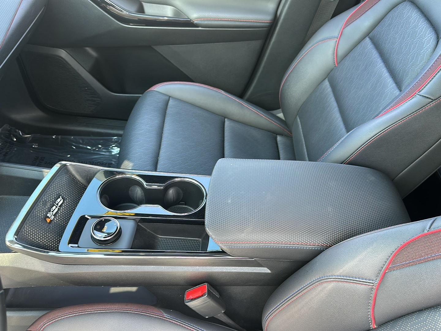 Used 2025 Sterling Gray Metallic Chevrolet AWD RS image 26