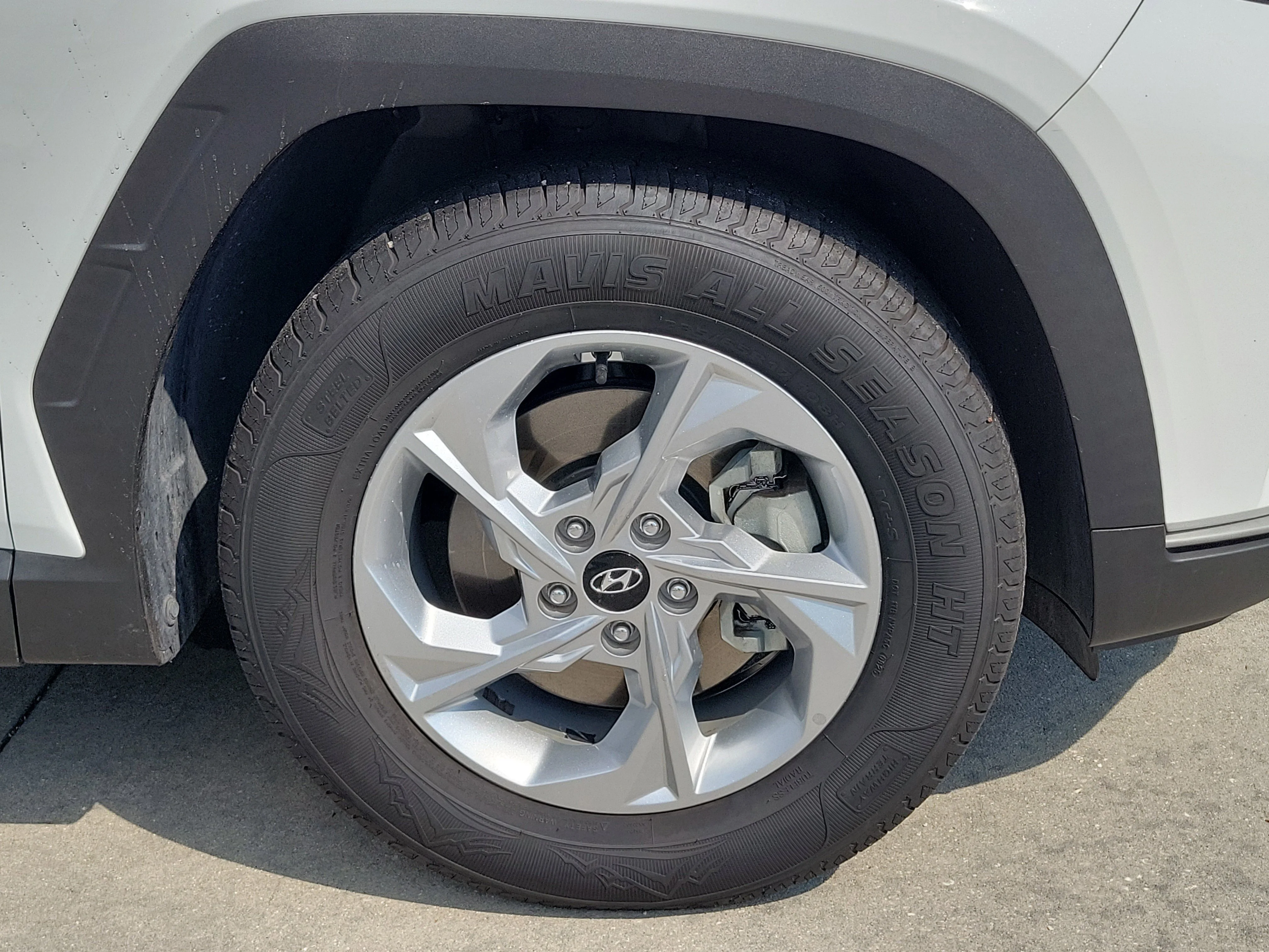Used 2023 Serenity White Pearl Hyundai SEL image 6