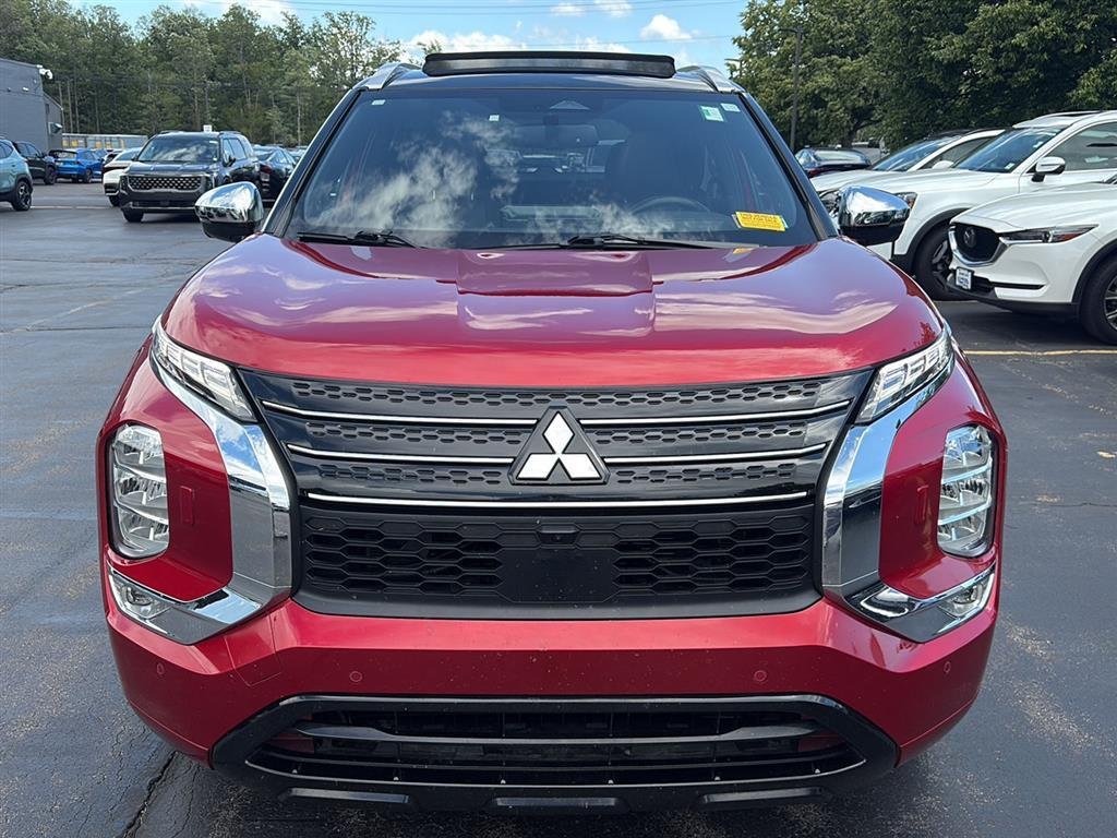 Used 2023 Red Diamond Mitsubishi SEL image 14