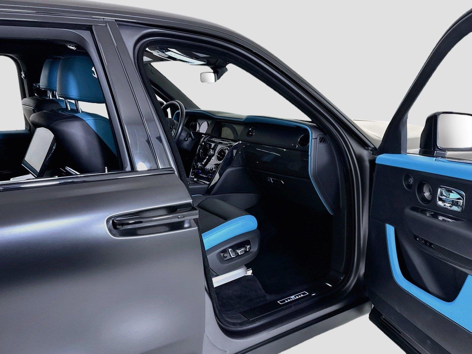 Used 2023 Gunmetal Rolls-Royce Black Badge | Rear Entertainment | 26