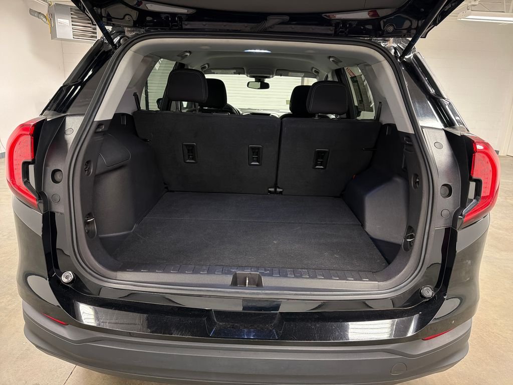 Used 2024 Black GMC SLE image 17