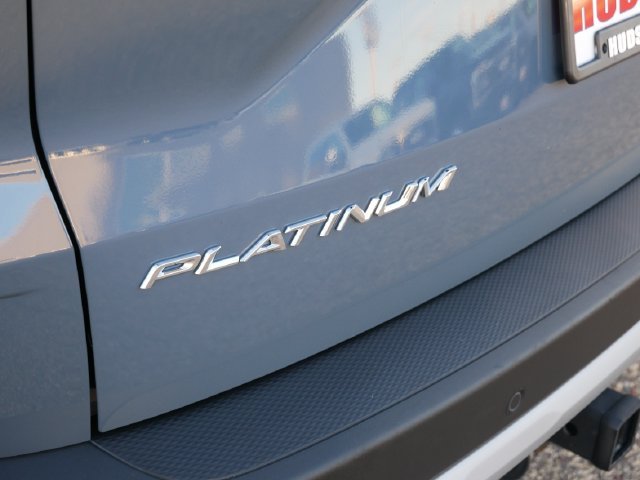 Used 2023 Vapor Blue Ford Platinum image 29
